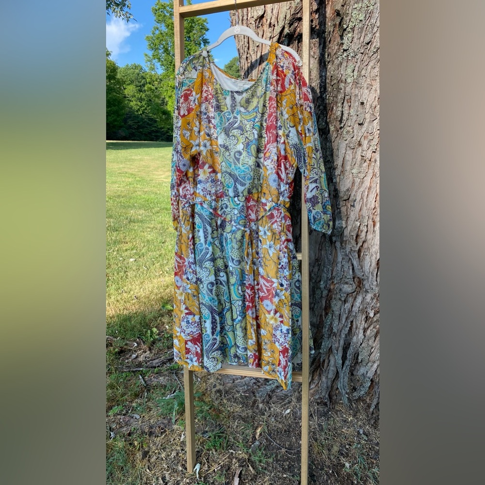 CATO DRESS 26/28 Plus Size Summer Flowy Colorful Paisley w/ Peekaboo Sleeves